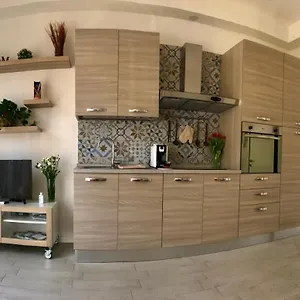  Apartment Locchi Suite_ Careggi/meyer/tramvia A Due Passi!